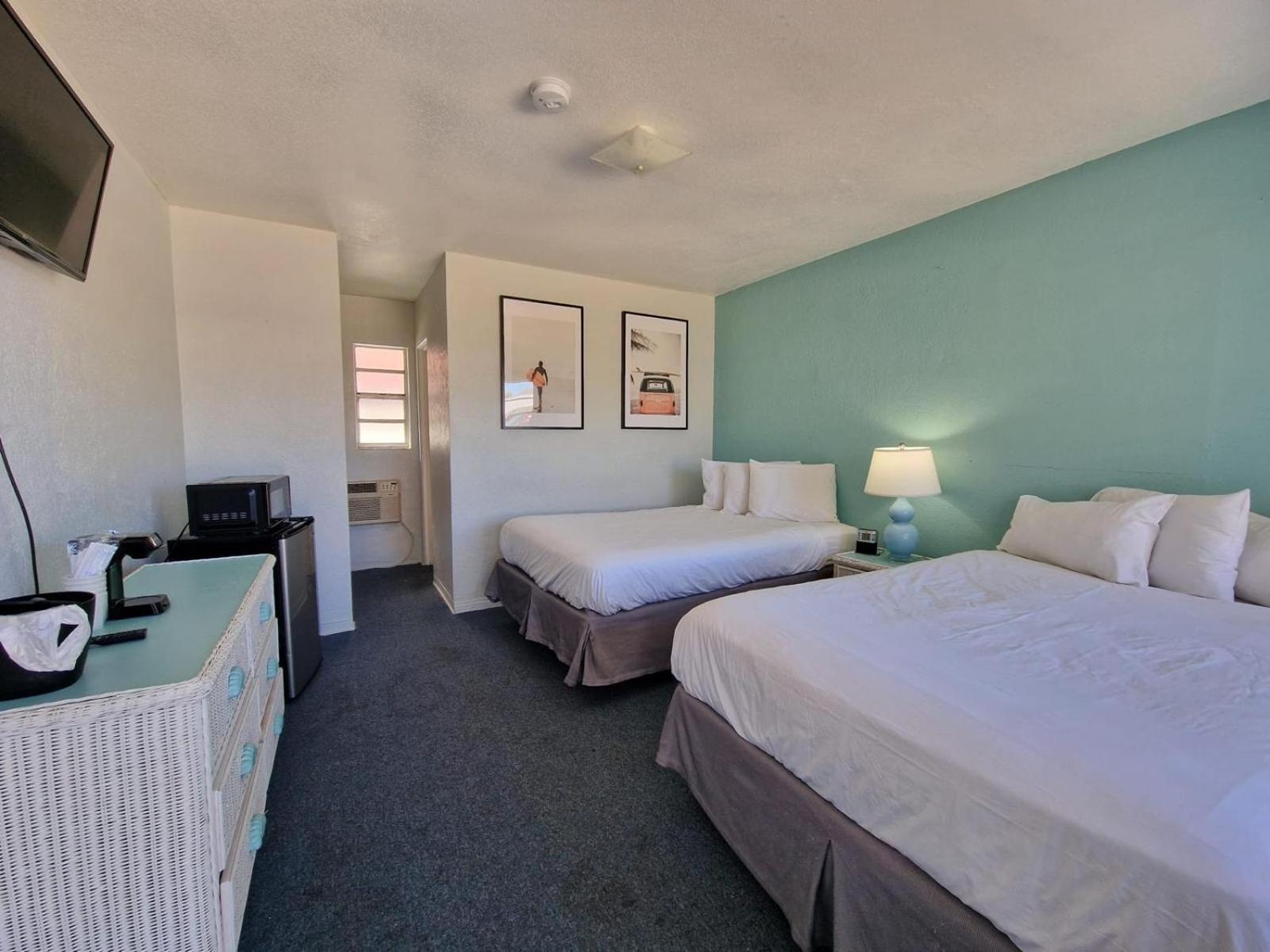Ocean Holiday Motel Daytona Beach Exterior photo